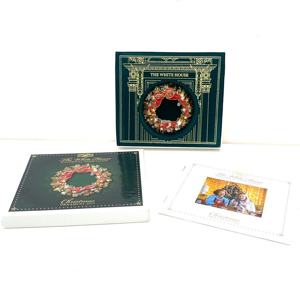 The White House Historical Association 2023 White House Wreath (2-Sided)